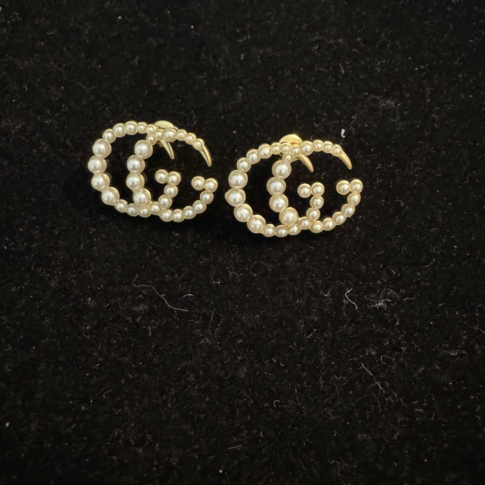 Gucci Marmont GG Gold and White Crystal Earrings - Picture 3 of 5